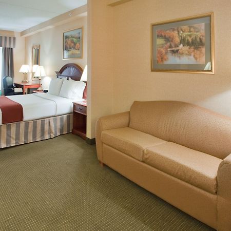 Holiday Inn Express Hotel & Suites Drums-Hazelton, An Ihg Hotel Oda fotoğraf
