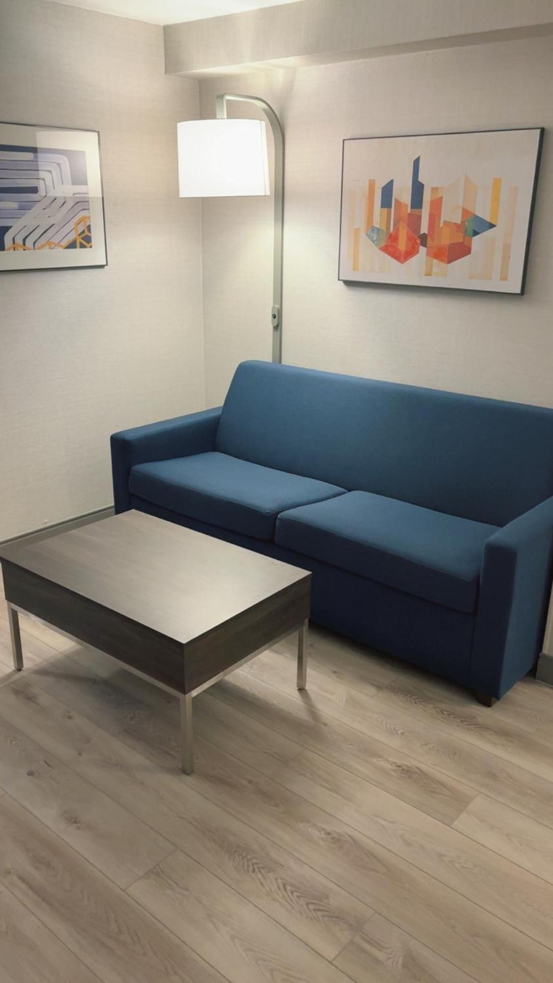 Holiday Inn Express Hotel & Suites Drums-Hazelton By Ihg Dış mekan fotoğraf